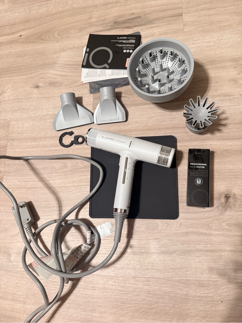 White Professional Hair Dryer with Diffuser & Nozzle Attachments